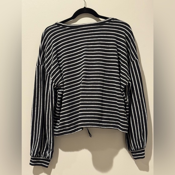 Forever 21 L Cropped Black & White Striped Sweater w/ Drawstring Waist - Picture 2 of 9